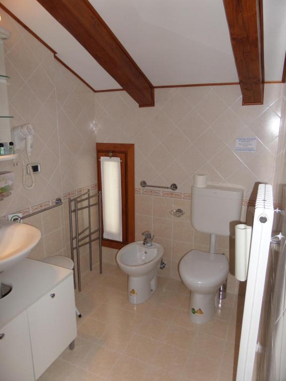 Pergola Rooms room 4